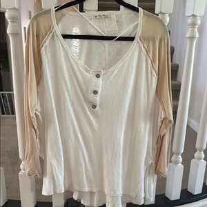 Free People Beige and White Relaxed Blouse with 3/4 Sleeves